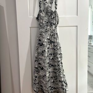 Anthropologie printed midi dress BW floral print
